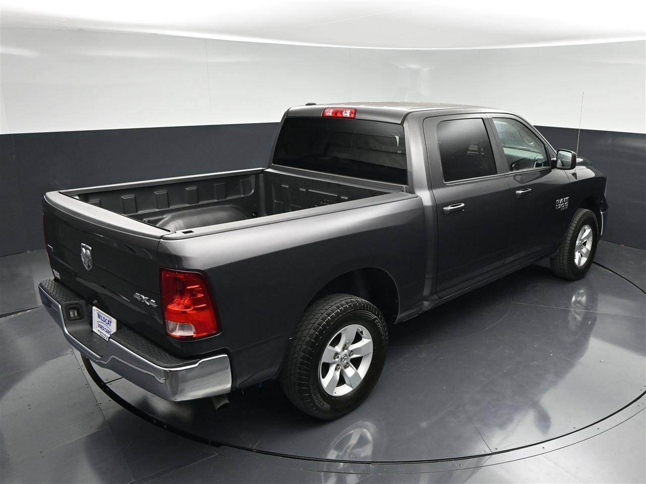 RAM 1500 Classic Tradesman Crew Cab SWB 4WD 2021