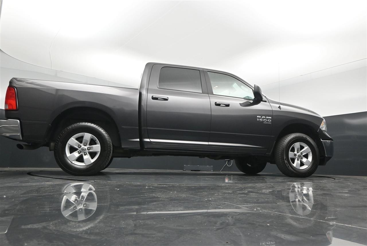 RAM 1500 Classic Tradesman Crew Cab SWB 4WD 2021