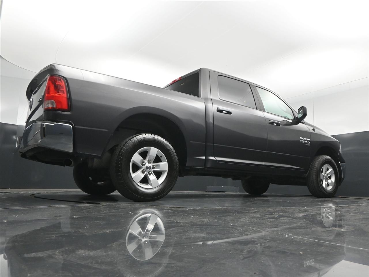 RAM 1500 Classic Tradesman Crew Cab SWB 4WD 2021