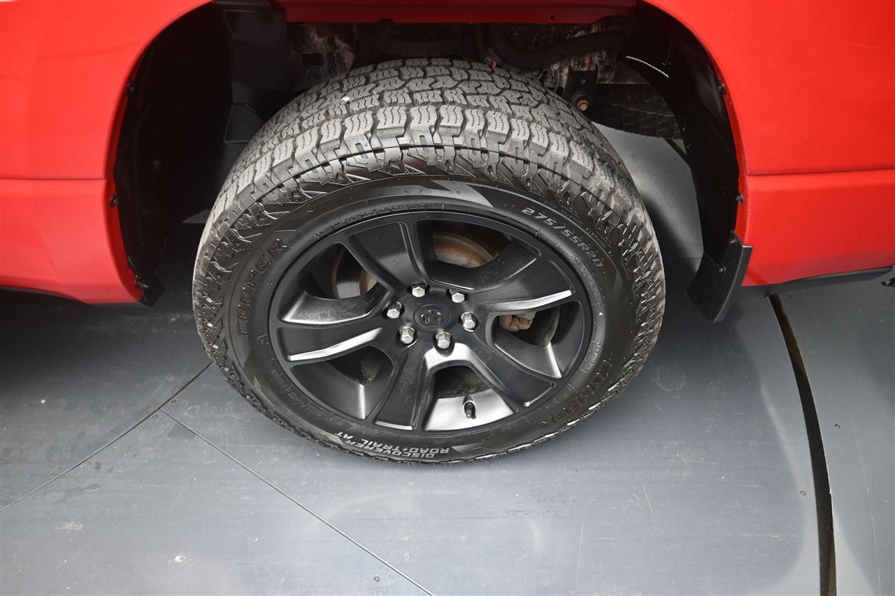 RAM 1500 Big Horn Crew Cab SWB 4WD 2022