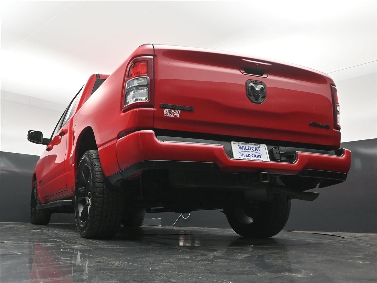 RAM 1500 Big Horn Crew Cab SWB 4WD 2022