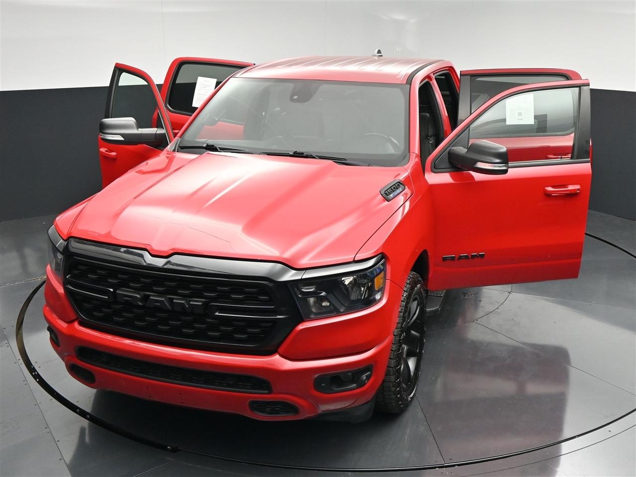 RAM 1500 Big Horn Crew Cab SWB 4WD 2022