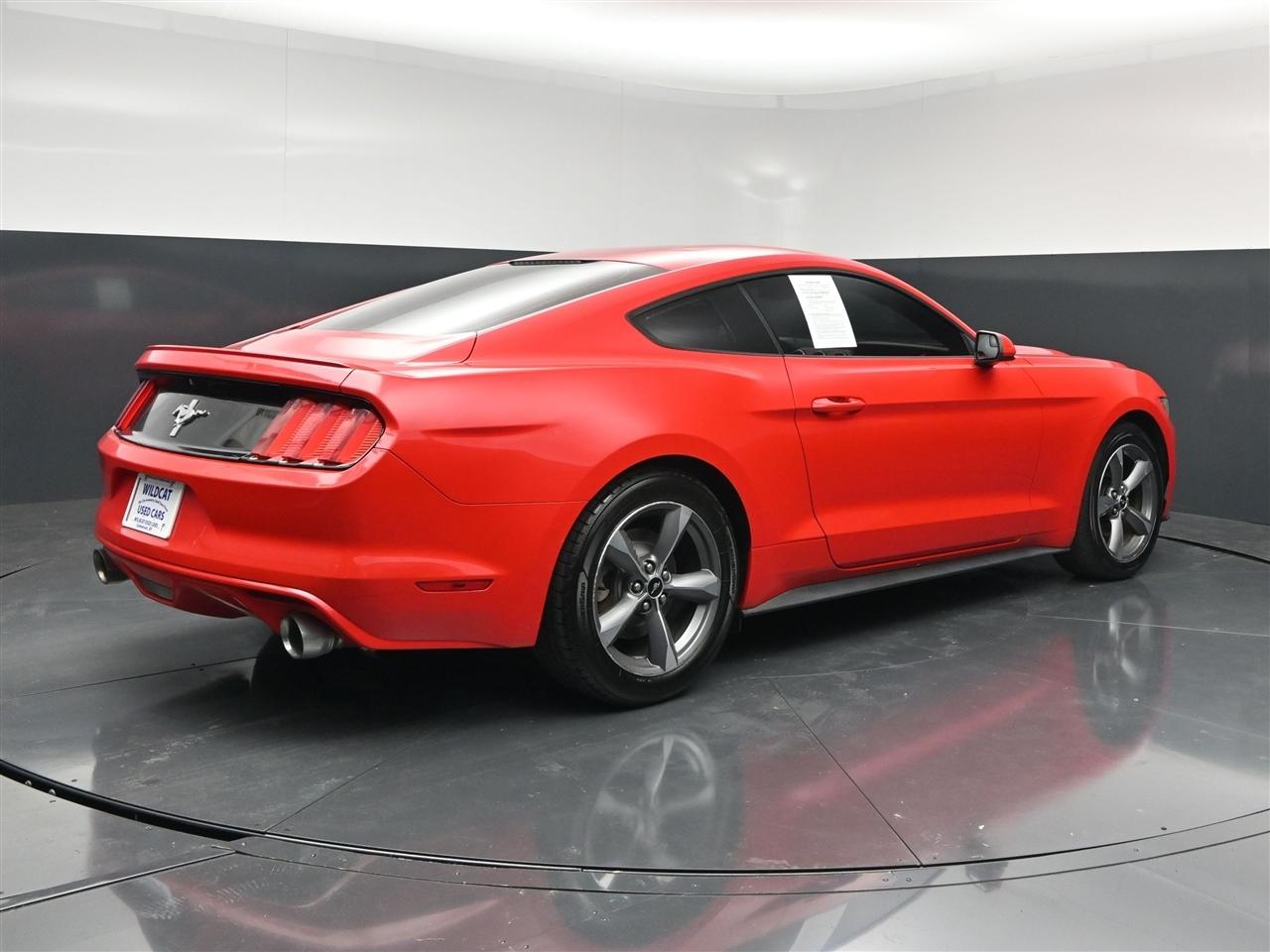 Ford Mustang V6 Coupe 2015