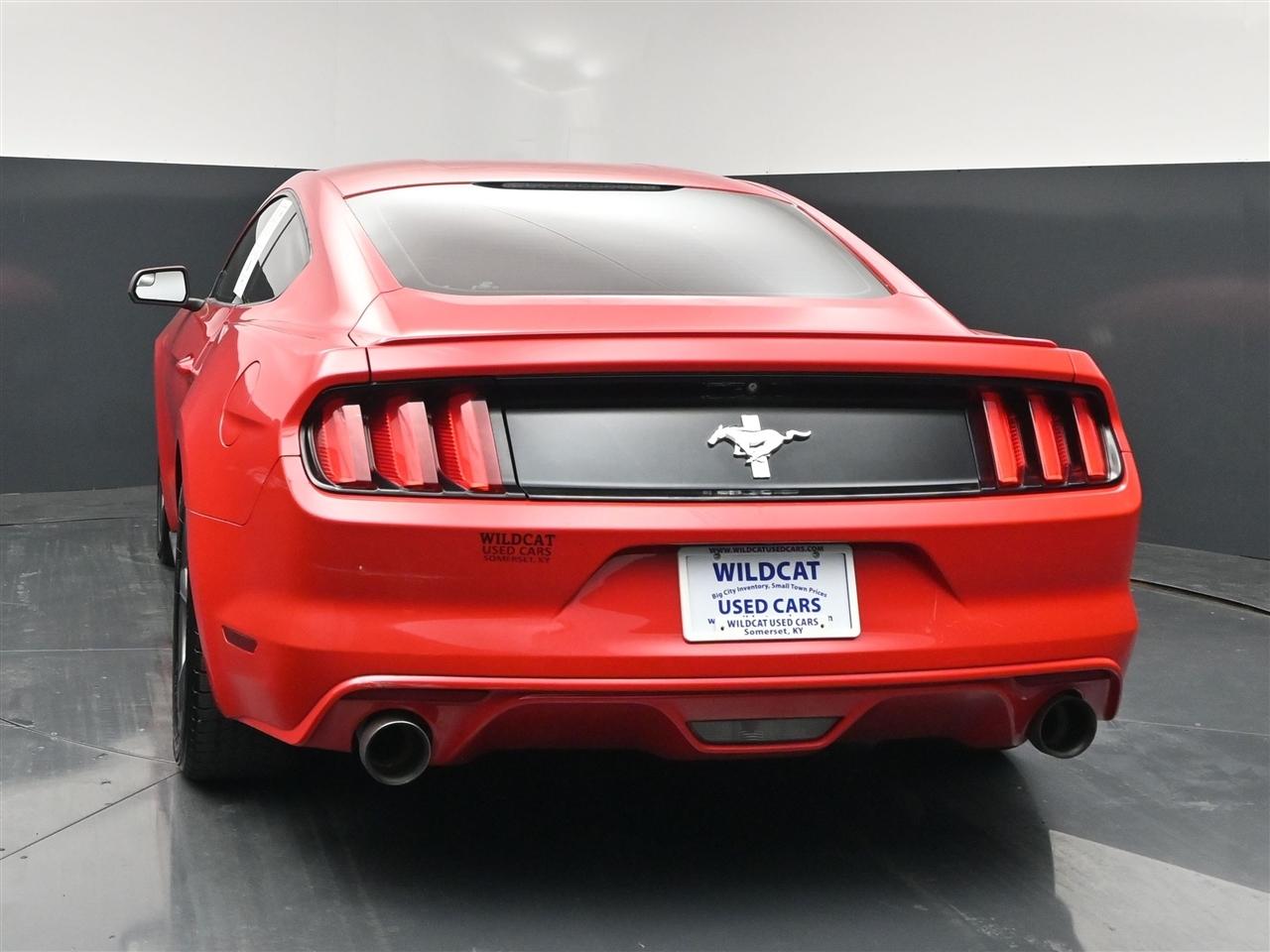 Ford Mustang V6 Coupe 2015