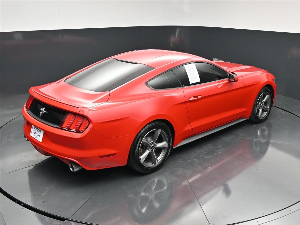 Ford Mustang V6 Coupe 2015