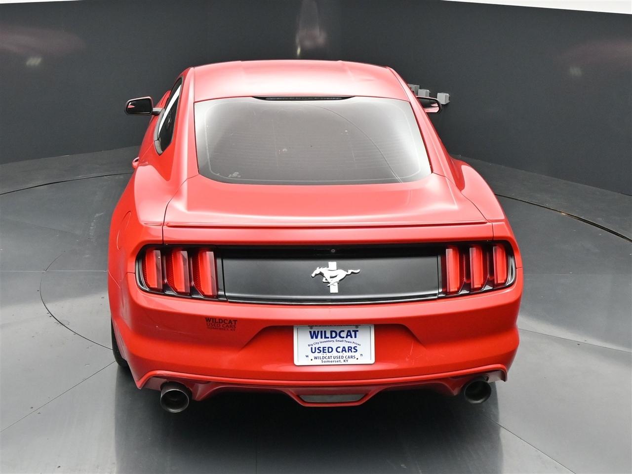 Ford Mustang V6 Coupe 2015