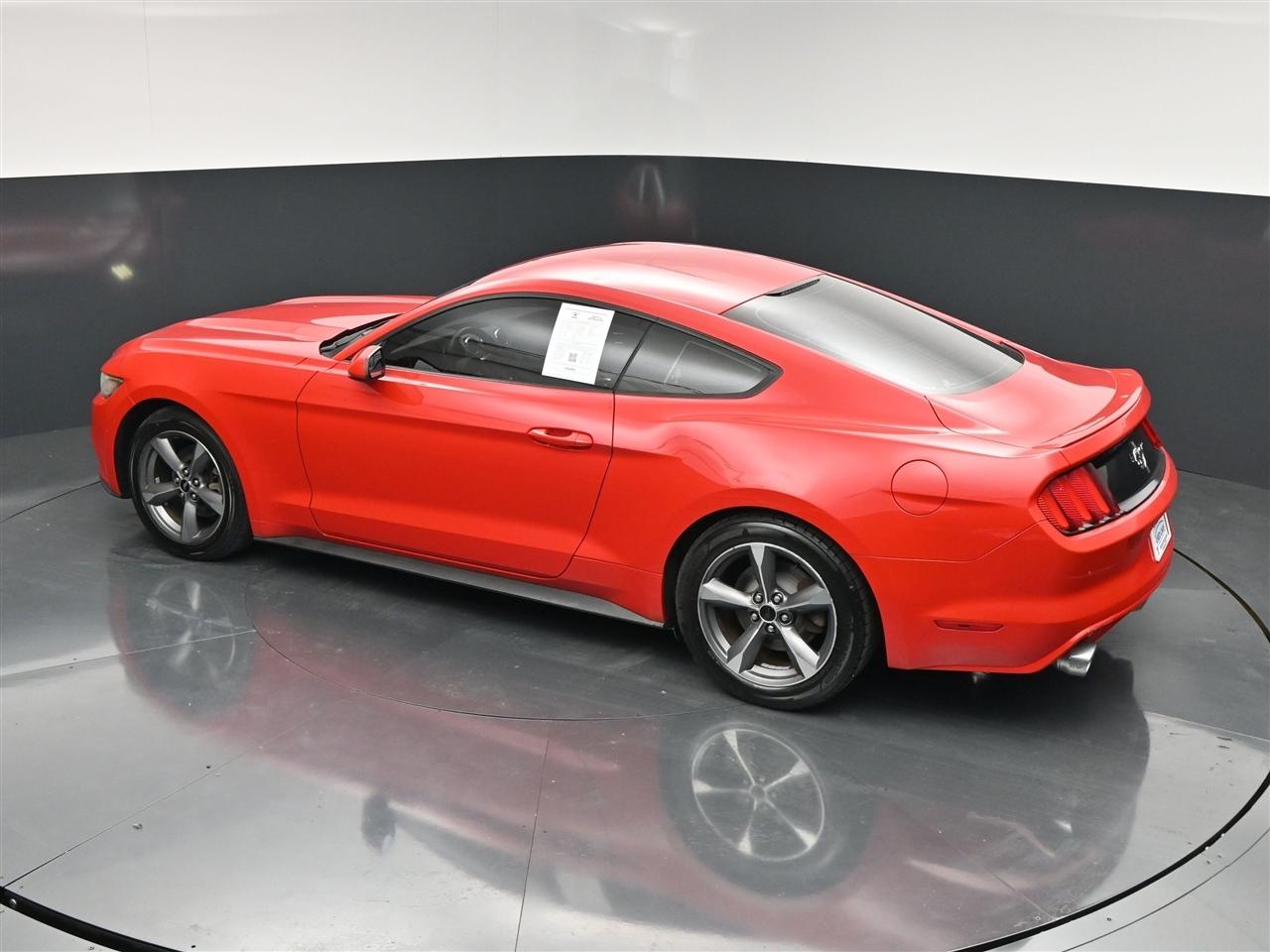 Ford Mustang V6 Coupe 2015