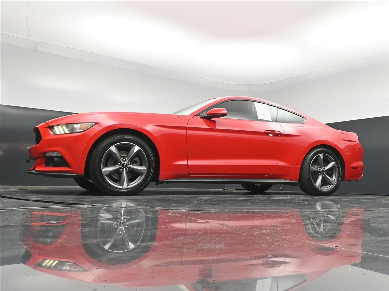 Ford Mustang V6 Coupe 2015