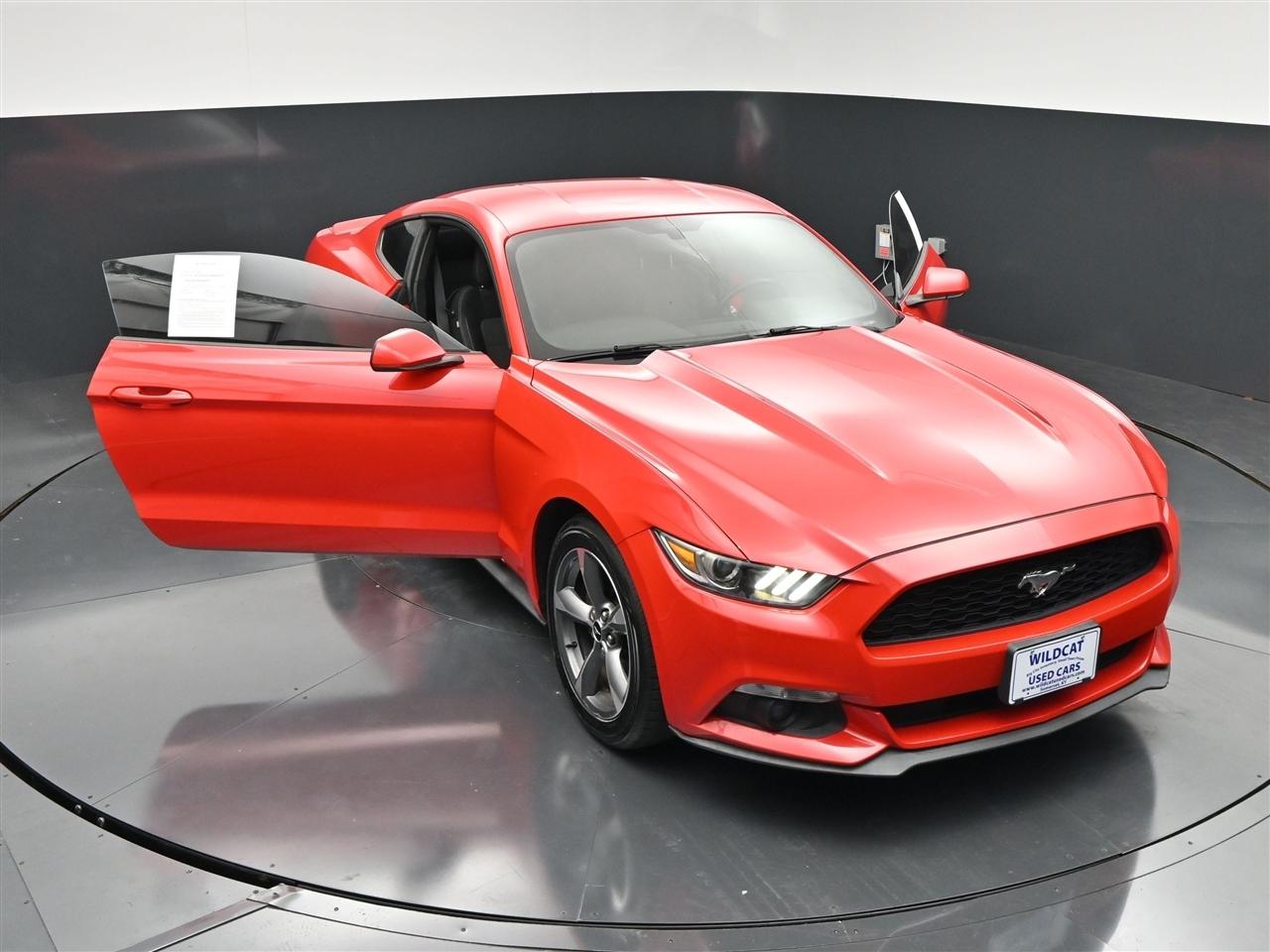 Ford Mustang V6 Coupe 2015