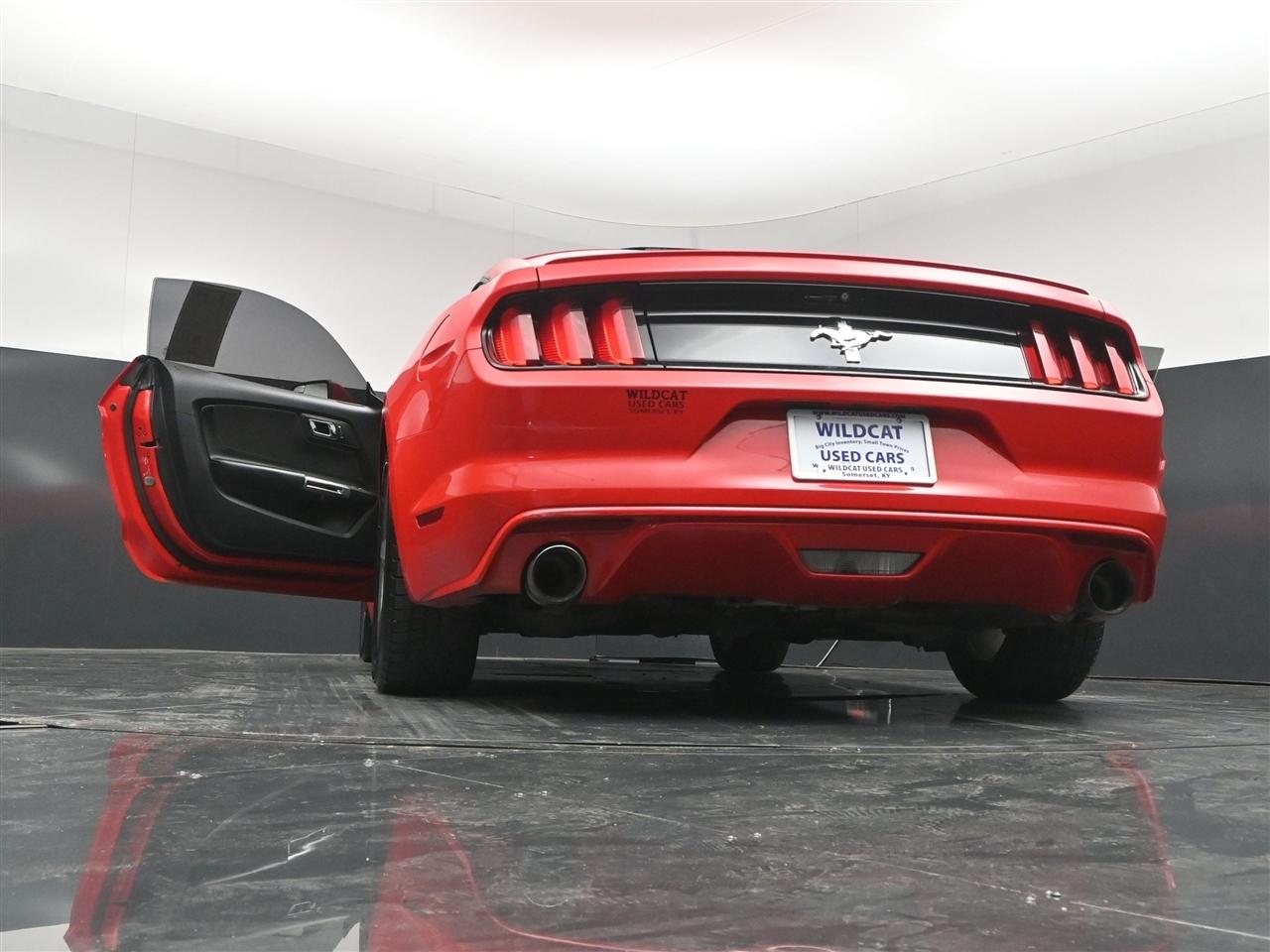 Ford Mustang V6 Coupe 2015