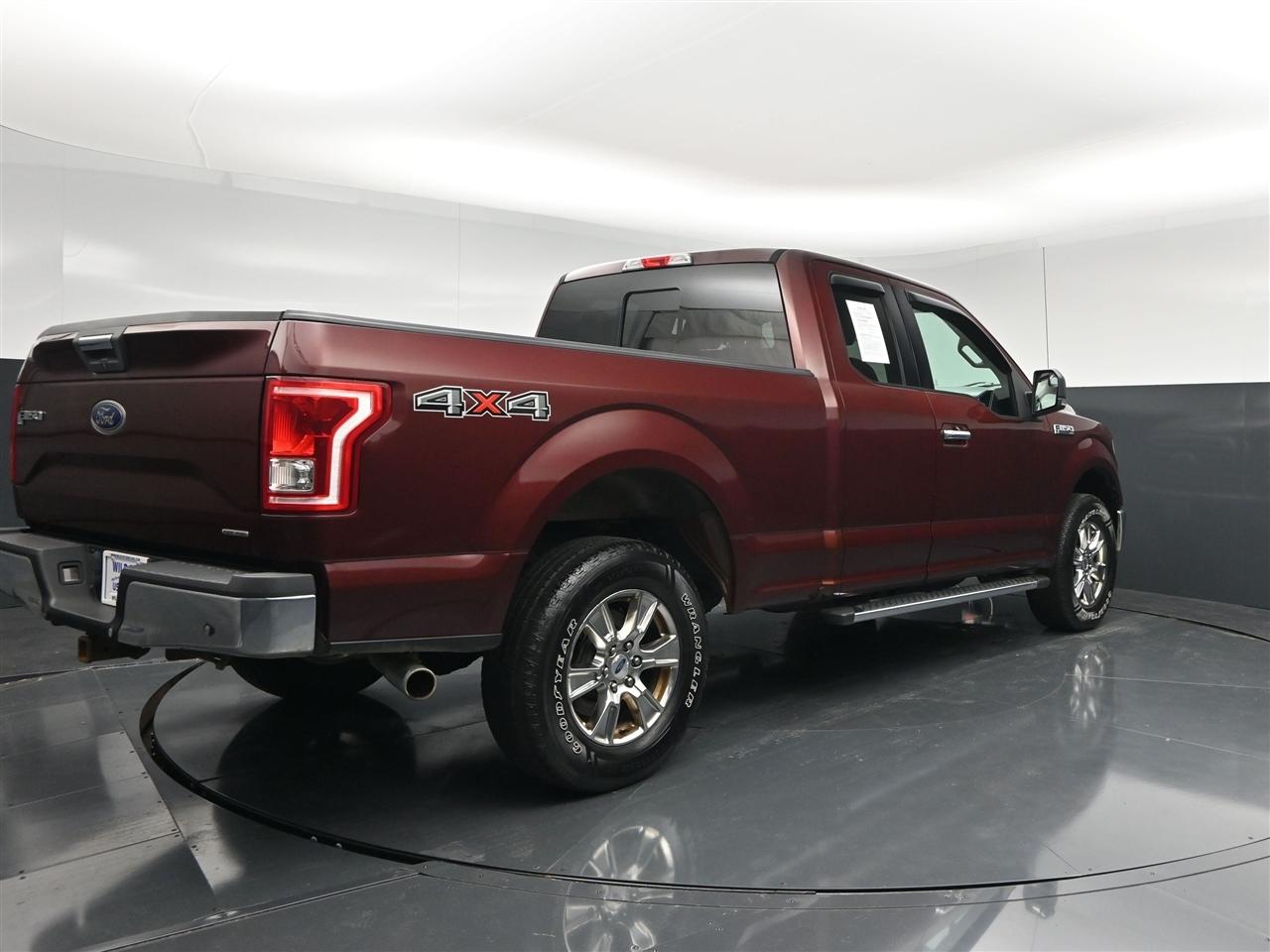 Ford F-150 XLT SuperCab 8-ft. Bed 4WD 2015