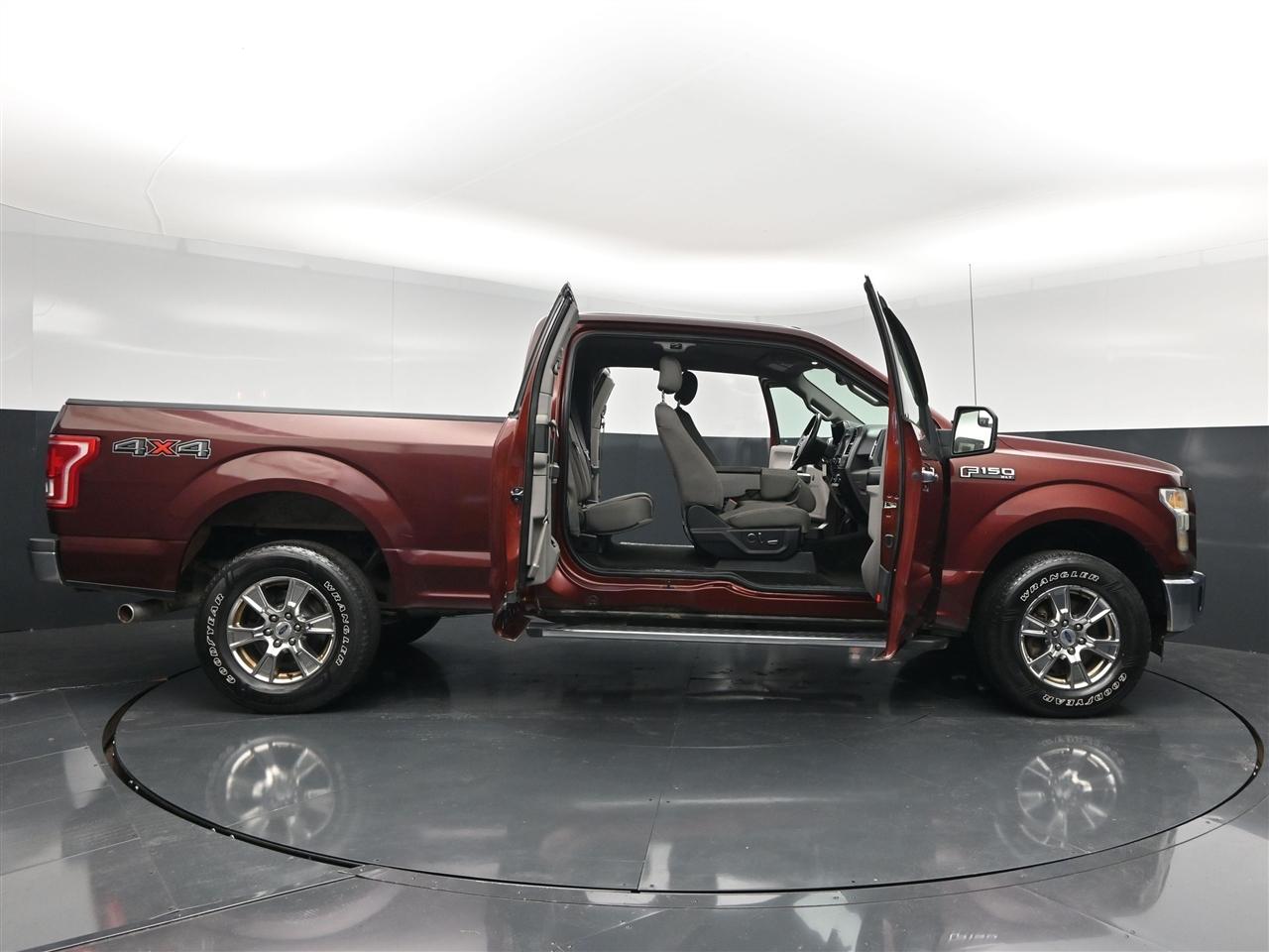 Ford F-150 XLT SuperCab 8-ft. Bed 4WD 2015
