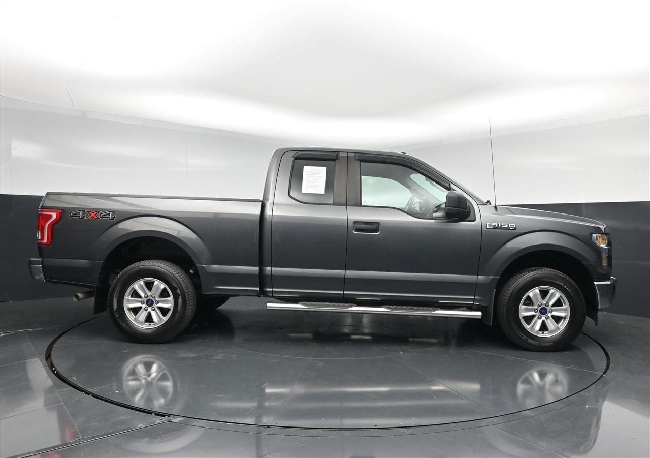 Ford F-150 XLT SuperCab 8-ft. Bed 4WD 2017