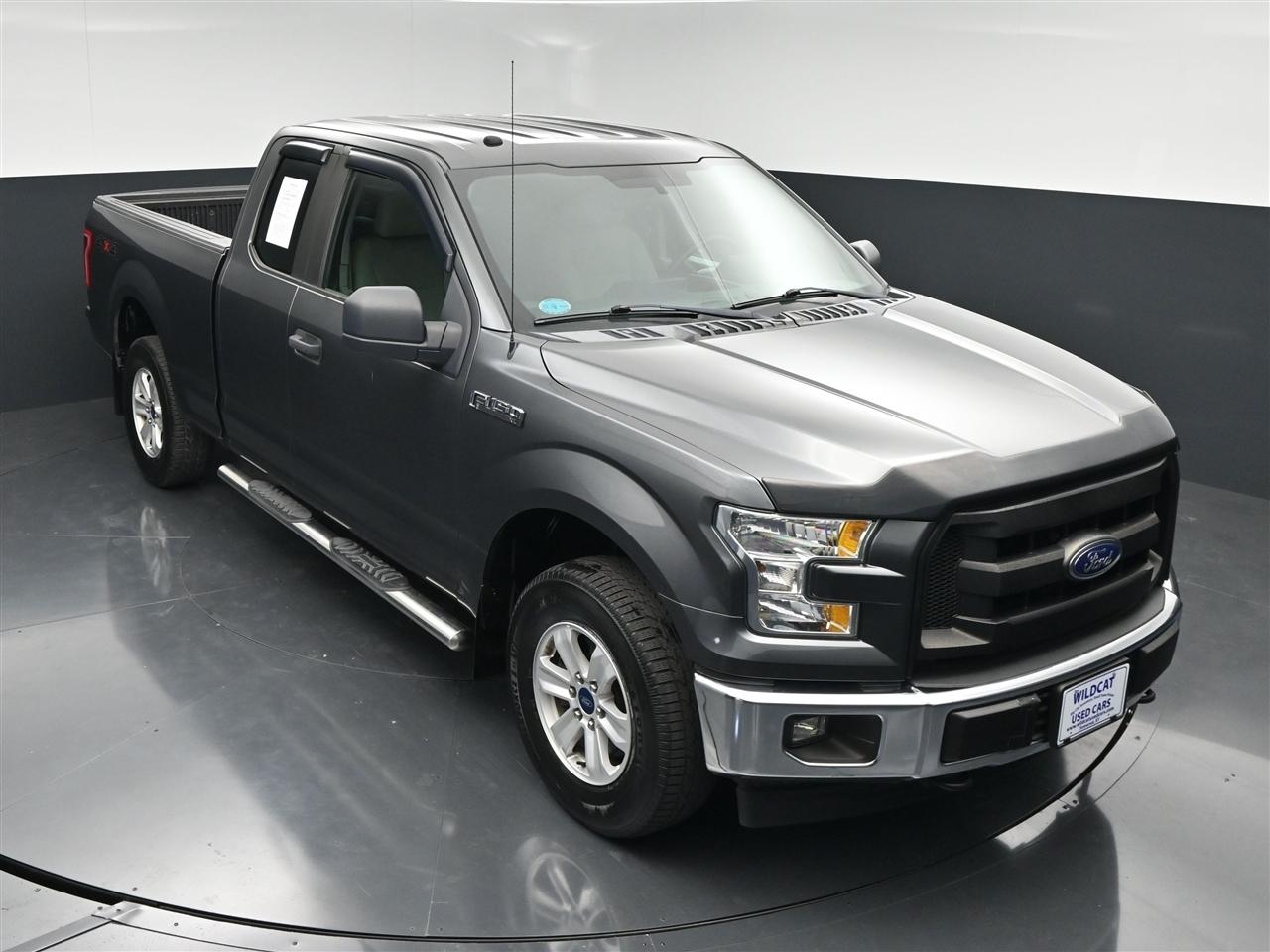 Ford F-150 XLT SuperCab 8-ft. Bed 4WD 2017