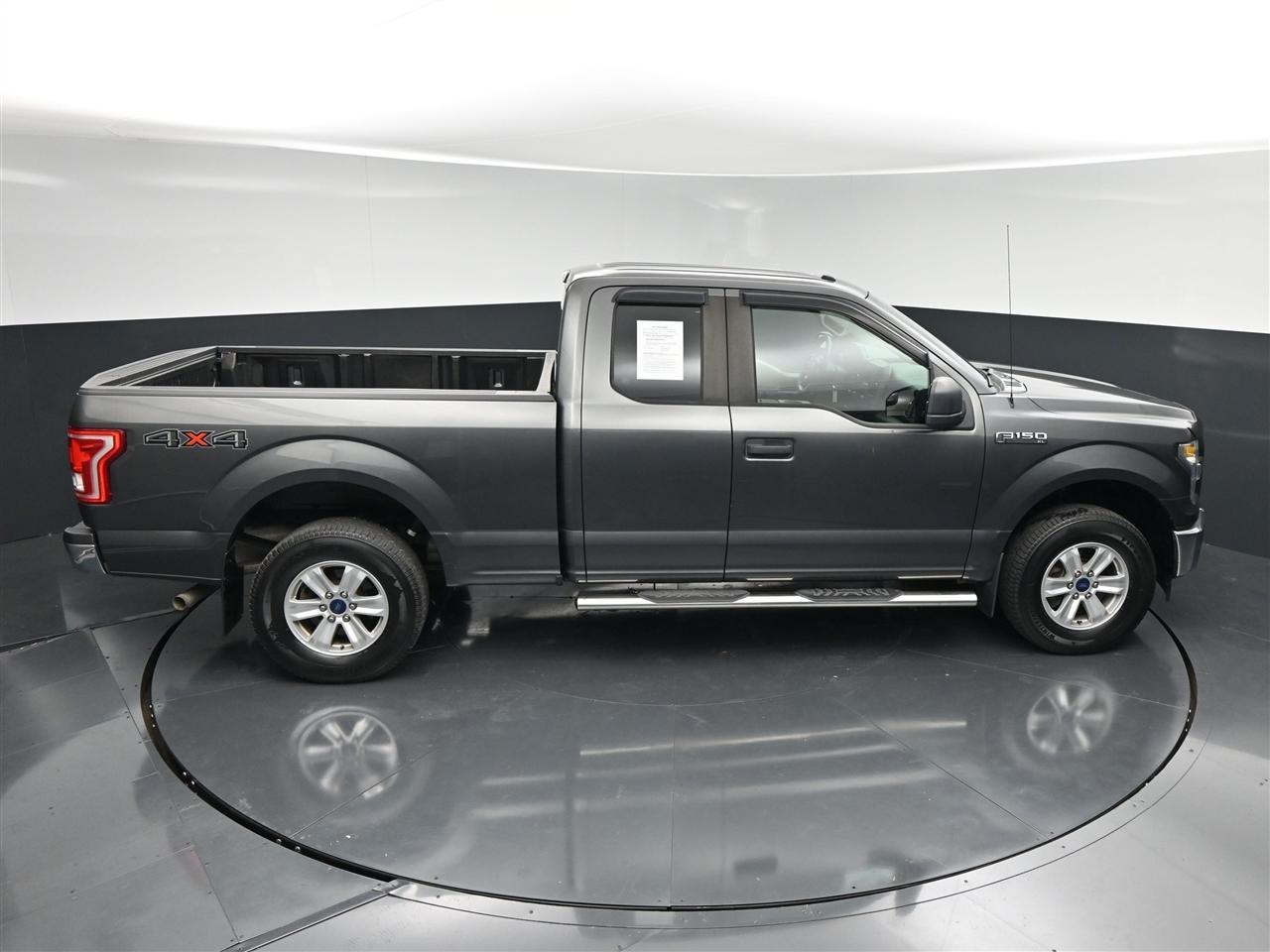 Ford F-150 XLT SuperCab 8-ft. Bed 4WD 2017