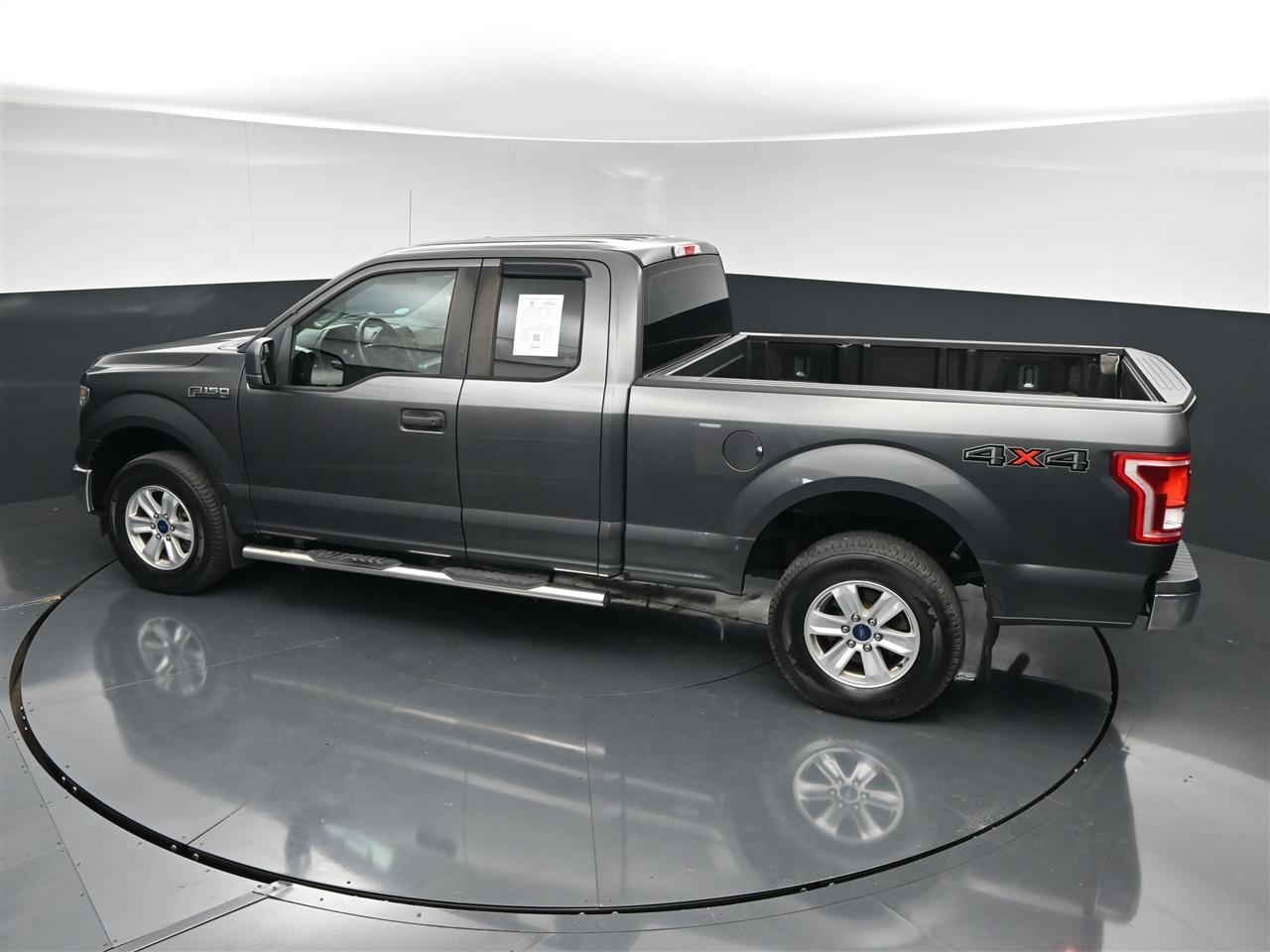 Ford F-150 XLT SuperCab 8-ft. Bed 4WD 2017