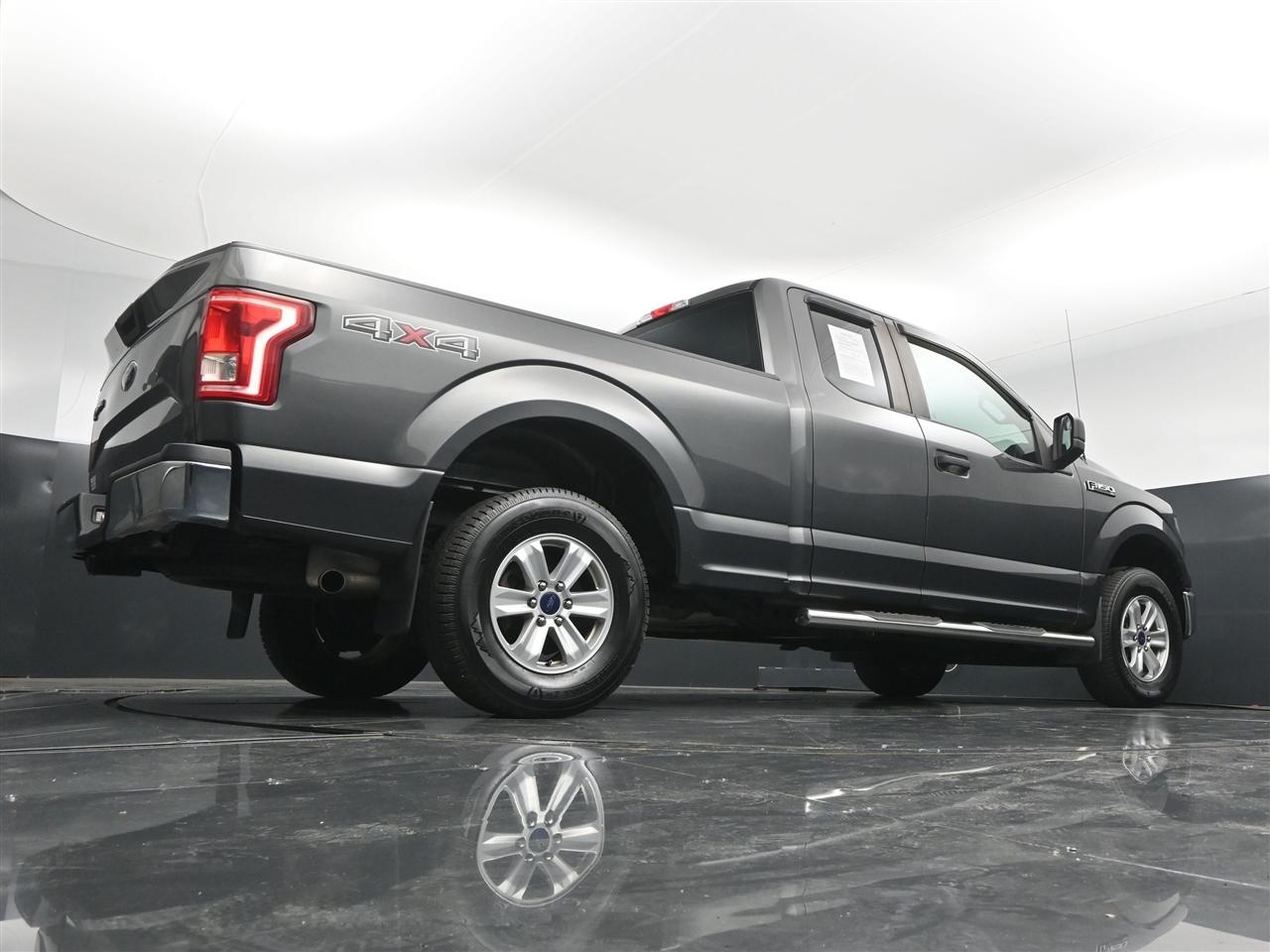 Ford F-150 XLT SuperCab 8-ft. Bed 4WD 2017