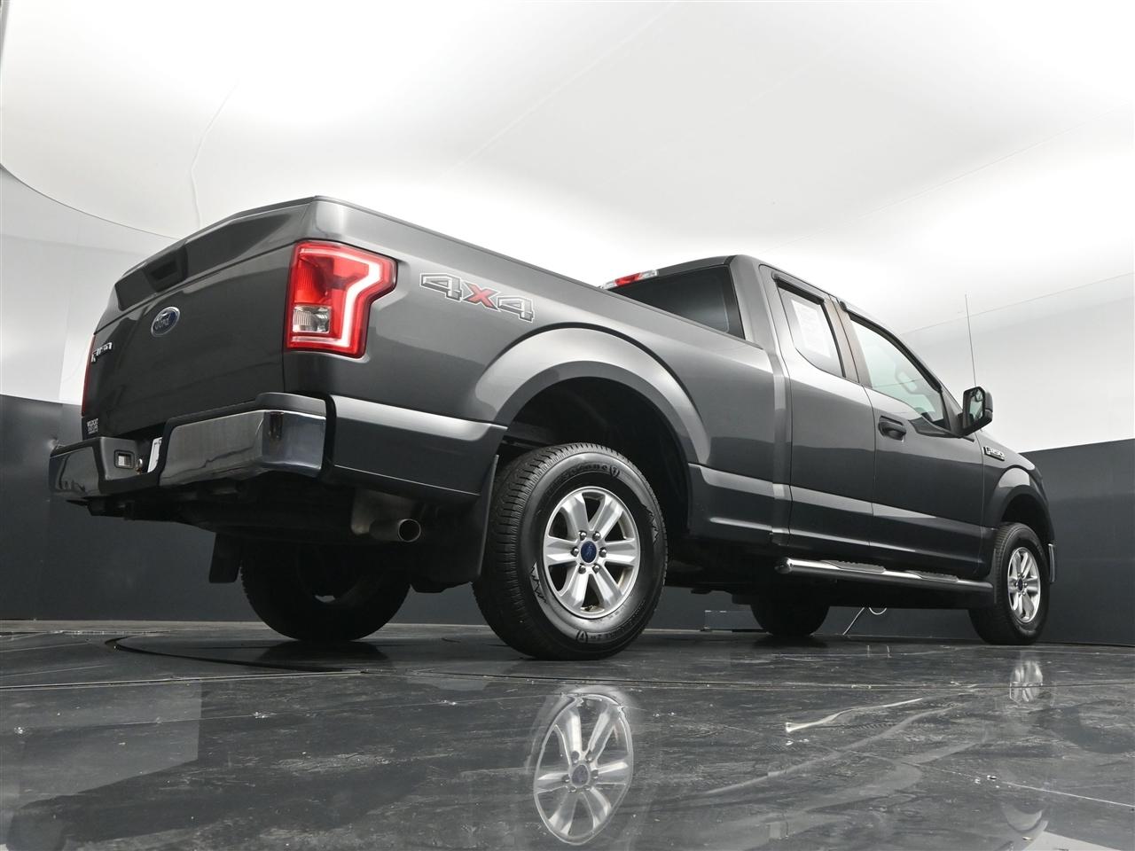 Ford F-150 XLT SuperCab 8-ft. Bed 4WD 2017