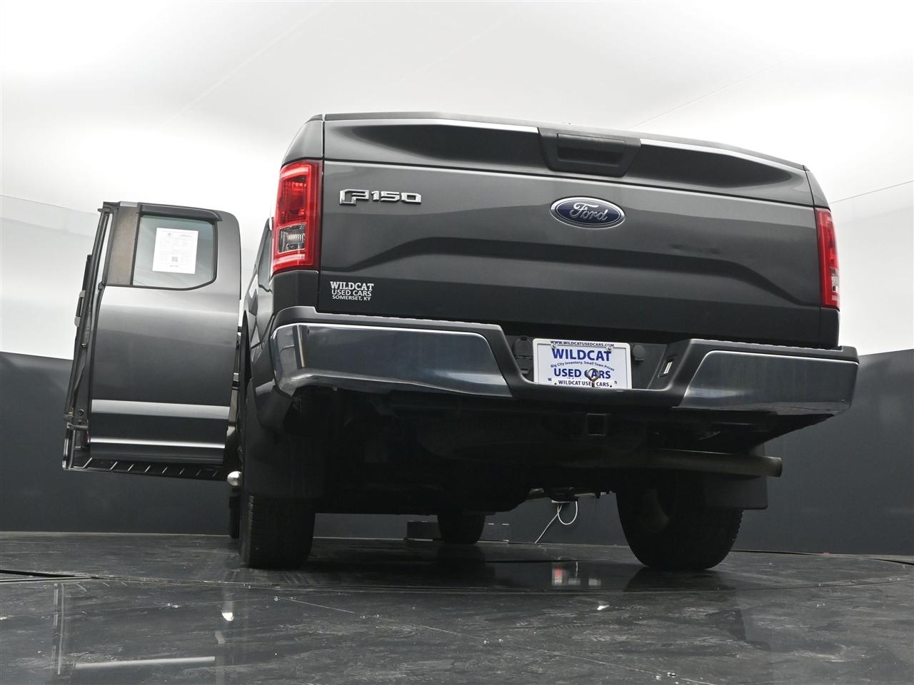 Ford F-150 XLT SuperCab 8-ft. Bed 4WD 2017