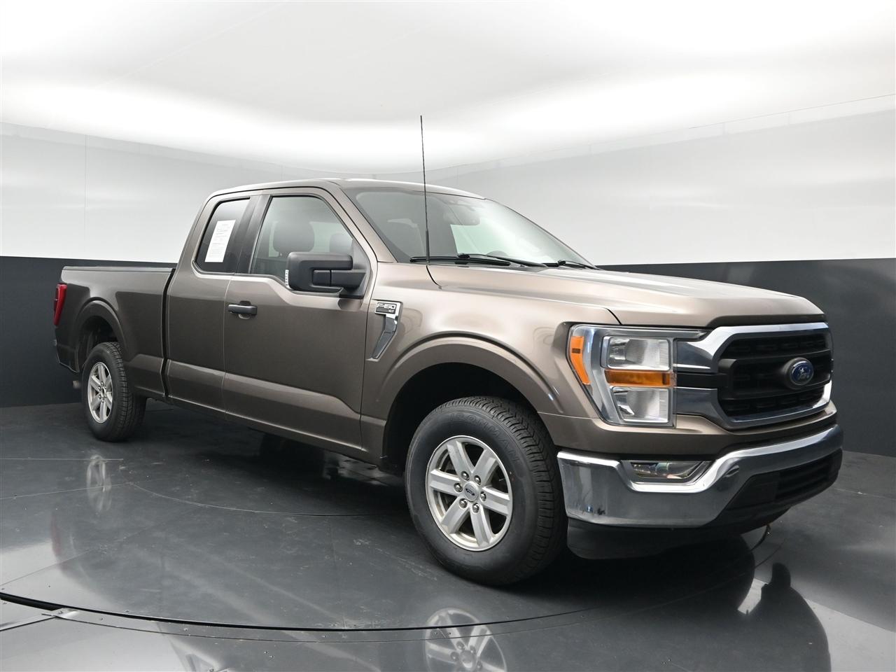 Ford F-150 XLT SuperCab 8-ft. 2WD 2021