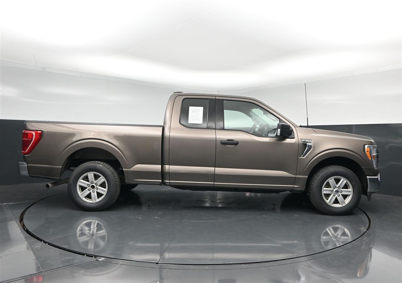 Ford F-150 XLT SuperCab 8-ft. 2WD 2021
