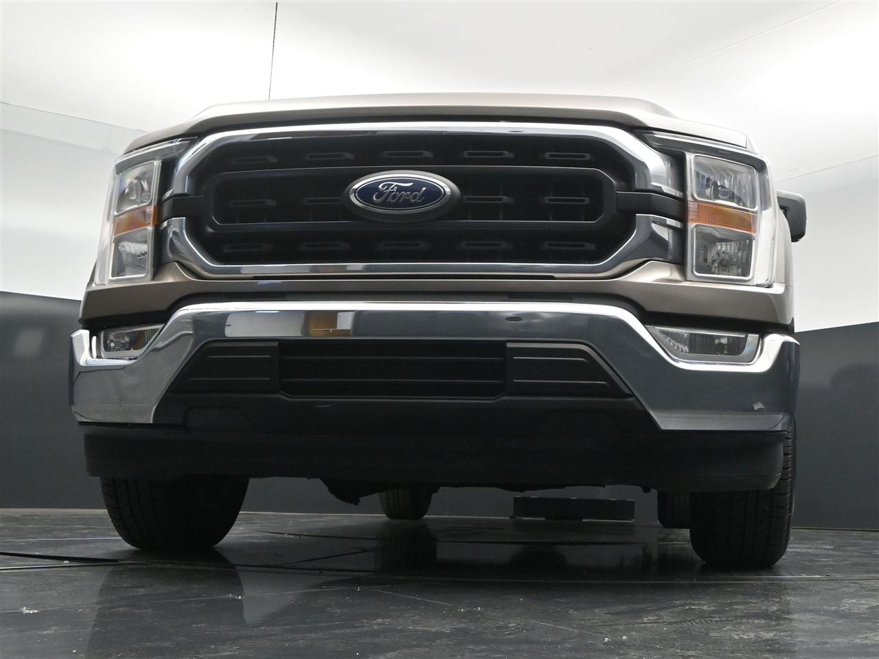 Ford F-150 XLT SuperCab 8-ft. 2WD 2021