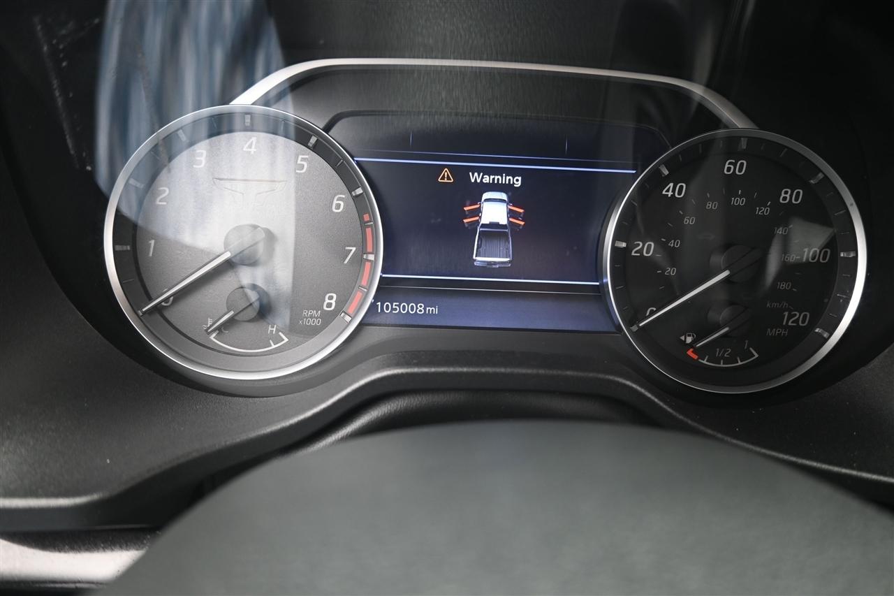 Nissan Titan SV Crew Cab 4WD 2021