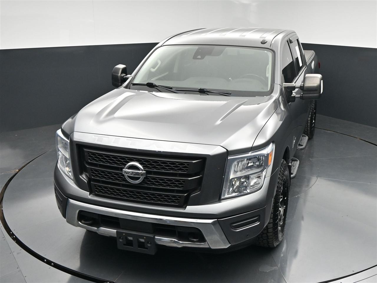 Nissan Titan SV Crew Cab 4WD 2021