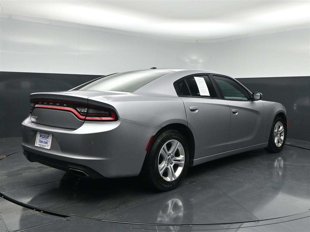 Dodge Charger SE 2016