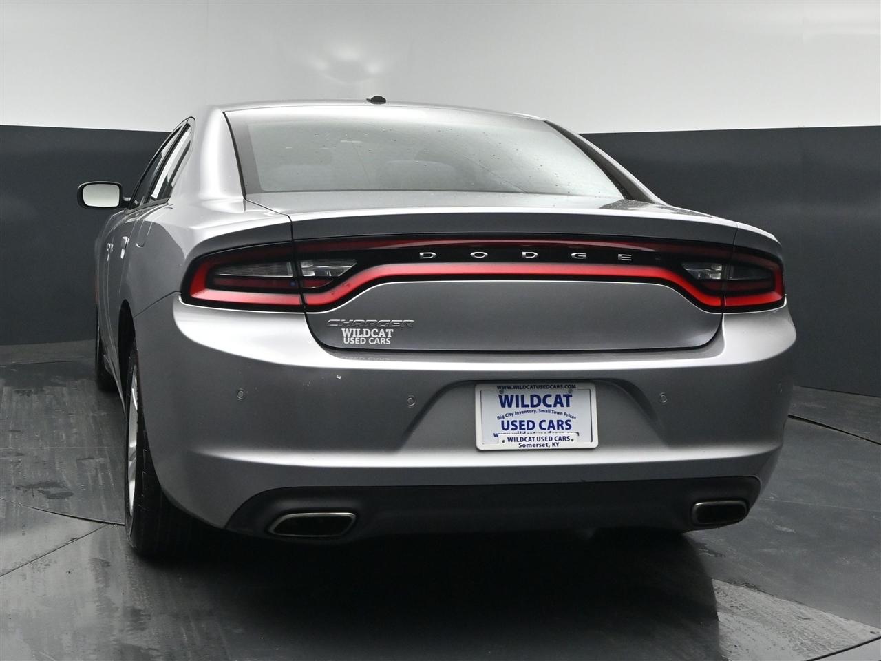 Dodge Charger SE 2016