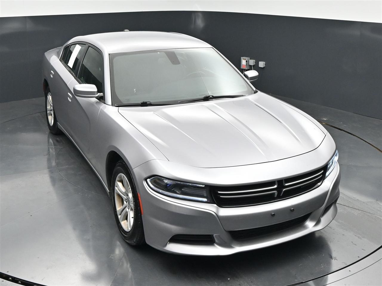 Dodge Charger SE 2016