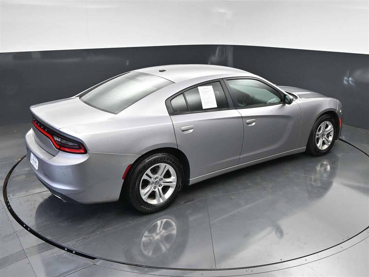 Dodge Charger SE 2016