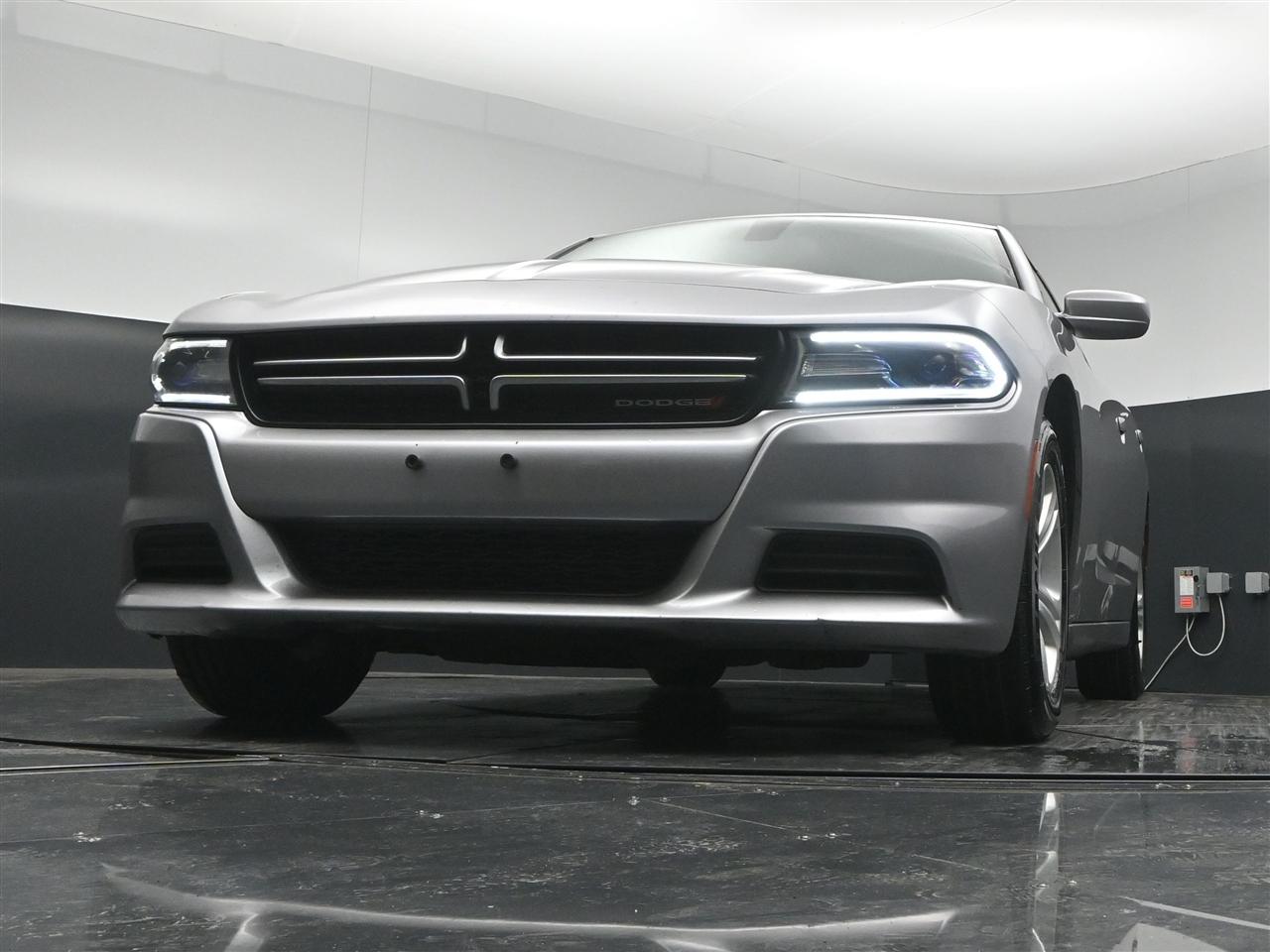 Dodge Charger SE 2016