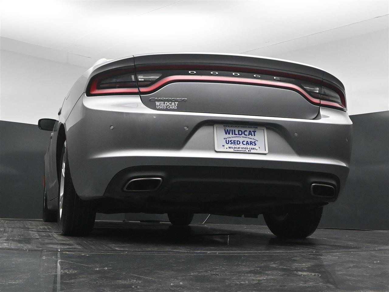 Dodge Charger SE 2016