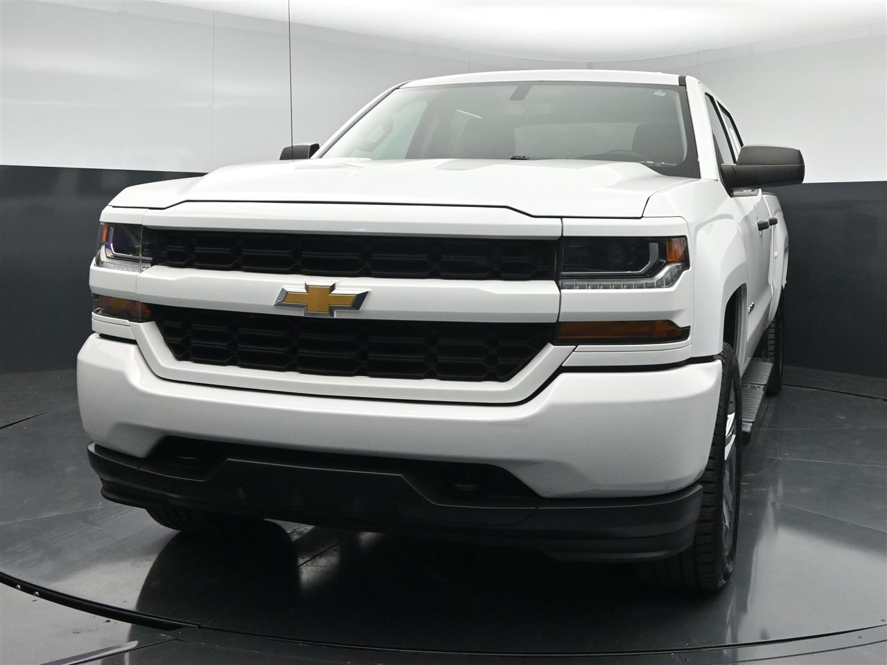 Chevrolet Silverado 1500 Custom Crew Cab 2WD 2018