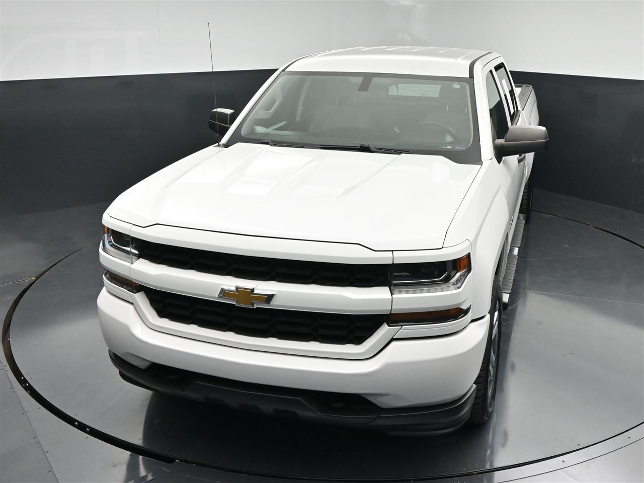 Chevrolet Silverado 1500 Custom Crew Cab 2WD 2018