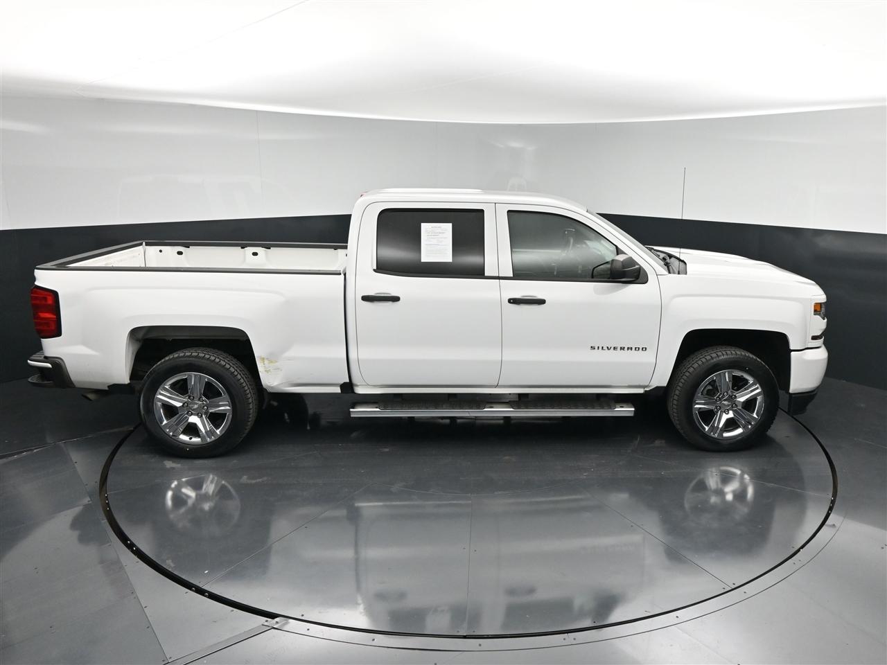 Chevrolet Silverado 1500 Custom Crew Cab 2WD 2018