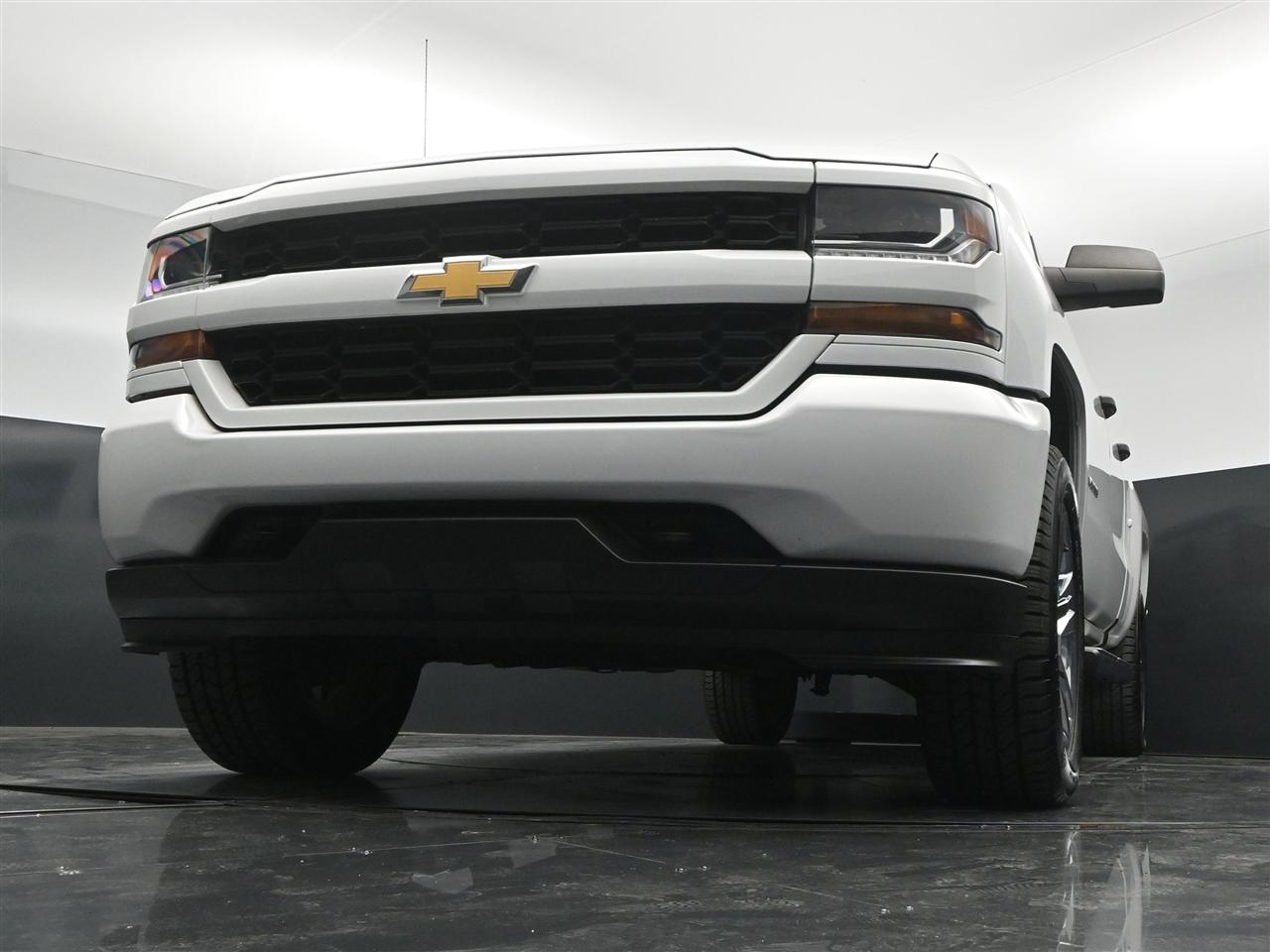 Chevrolet Silverado 1500 Custom Crew Cab 2WD 2018