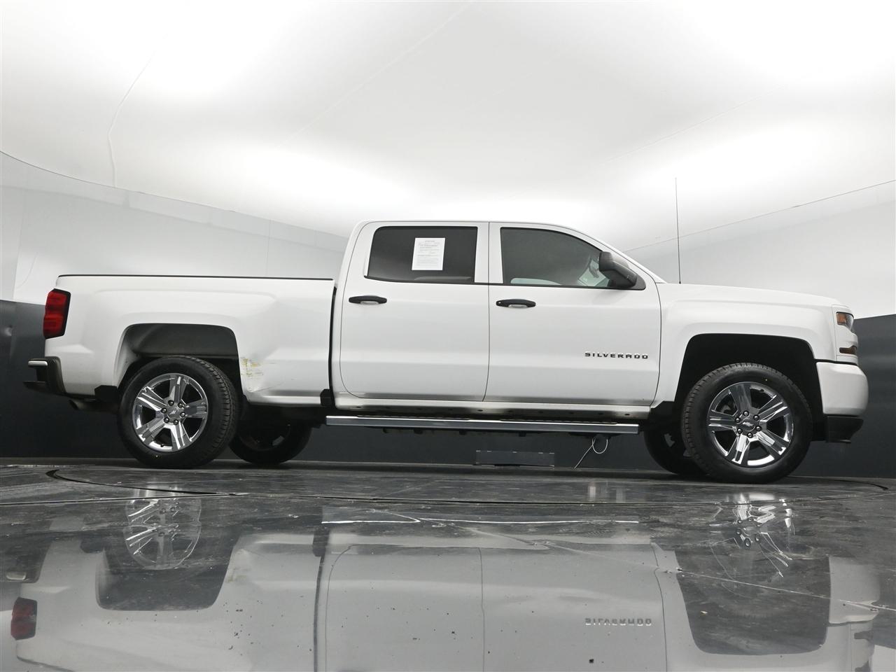 Chevrolet Silverado 1500 Custom Crew Cab 2WD 2018