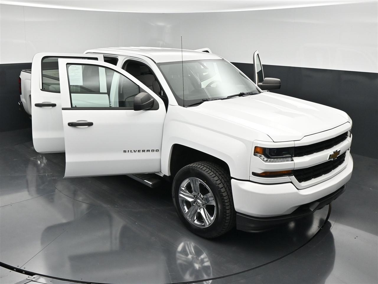 Chevrolet Silverado 1500 Custom Crew Cab 2WD 2018