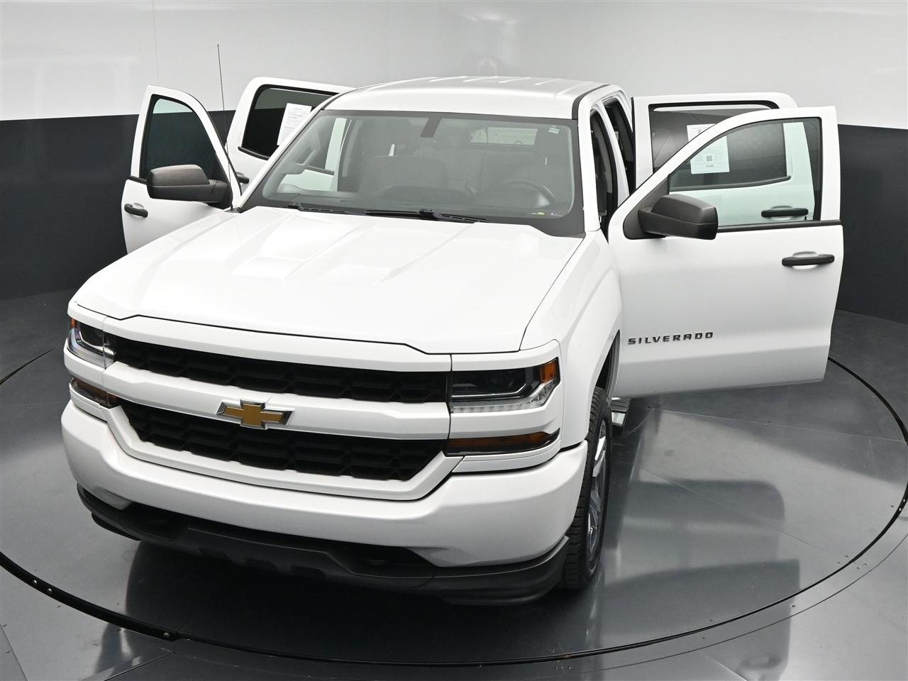 Chevrolet Silverado 1500 Custom Crew Cab 2WD 2018
