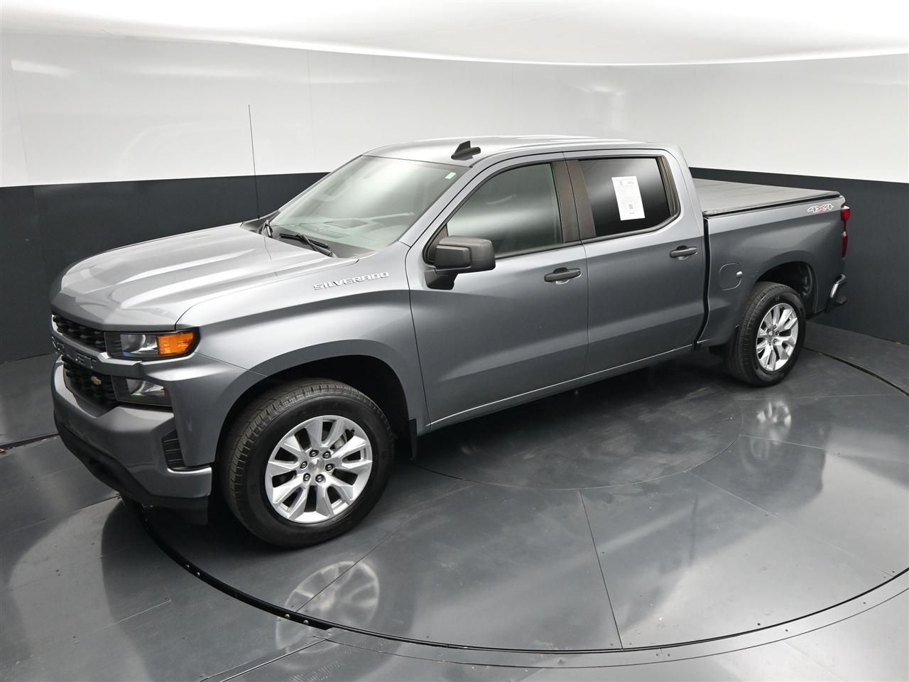 Chevrolet Silverado 1500 Custom Crew Cab Long Box 4WD 2021