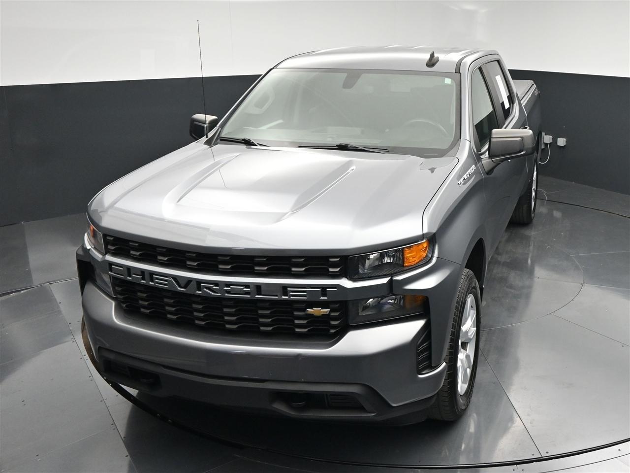 Chevrolet Silverado 1500 Custom Crew Cab Long Box 4WD 2021