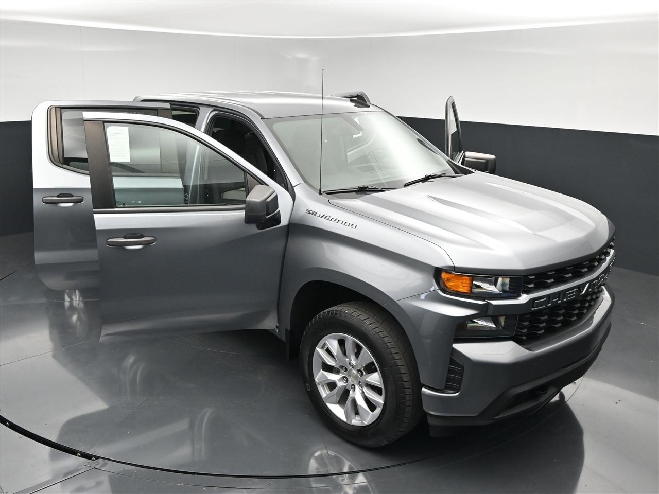 Chevrolet Silverado 1500 Custom Crew Cab Long Box 4WD 2021