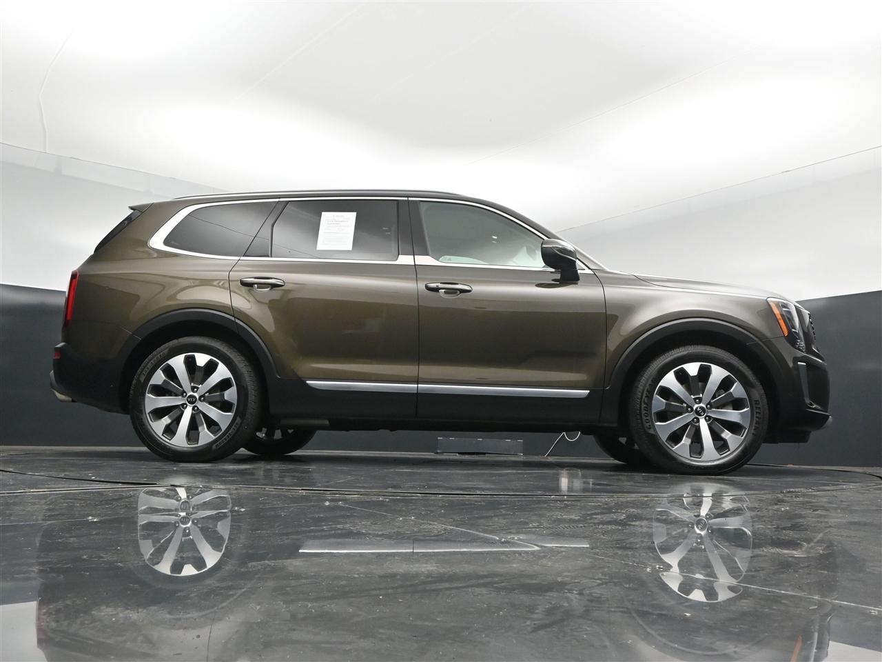 Kia Telluride S AWD 2021