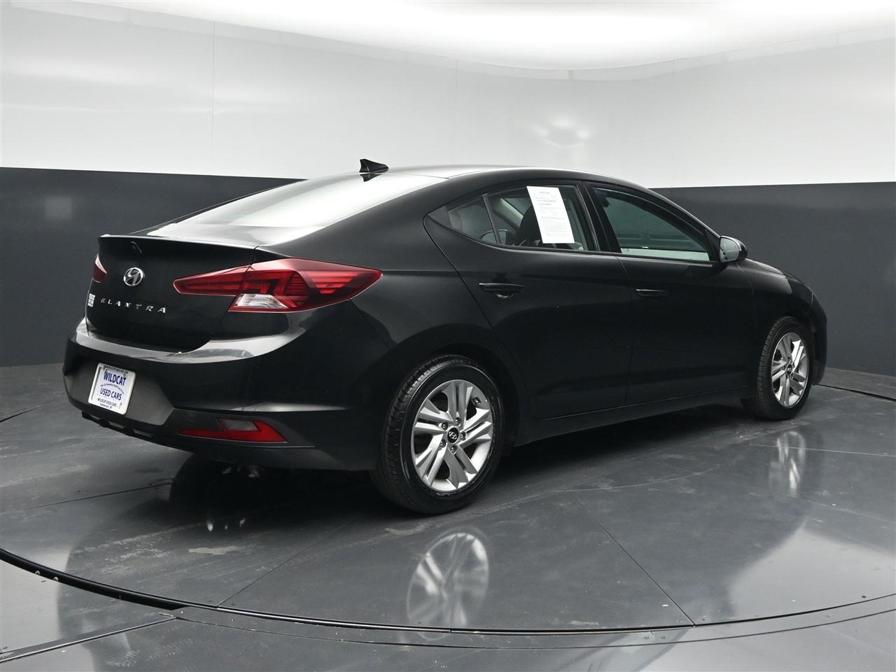 Hyundai Elantra Limited 2020