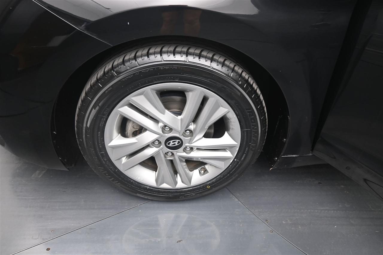 Hyundai Elantra Limited 2020