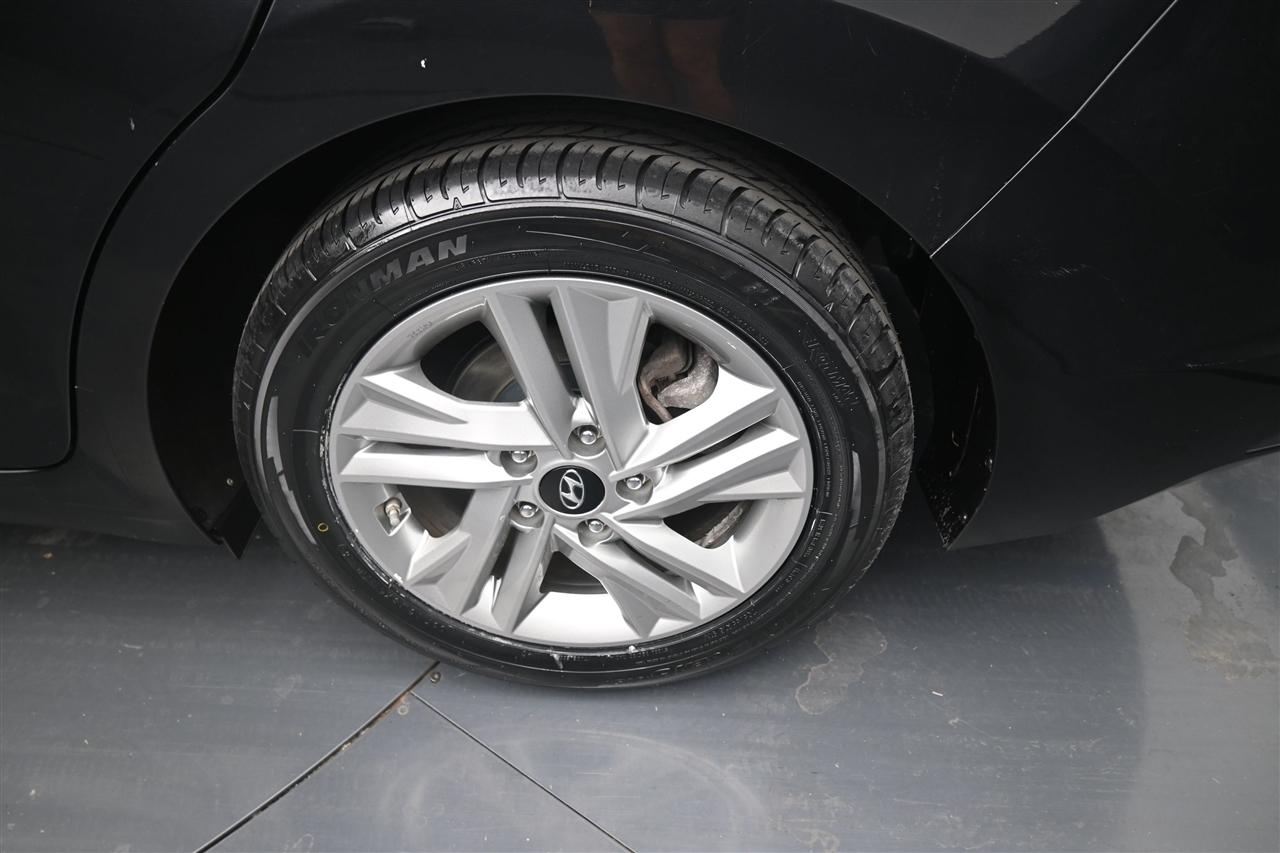 Hyundai Elantra Limited 2020