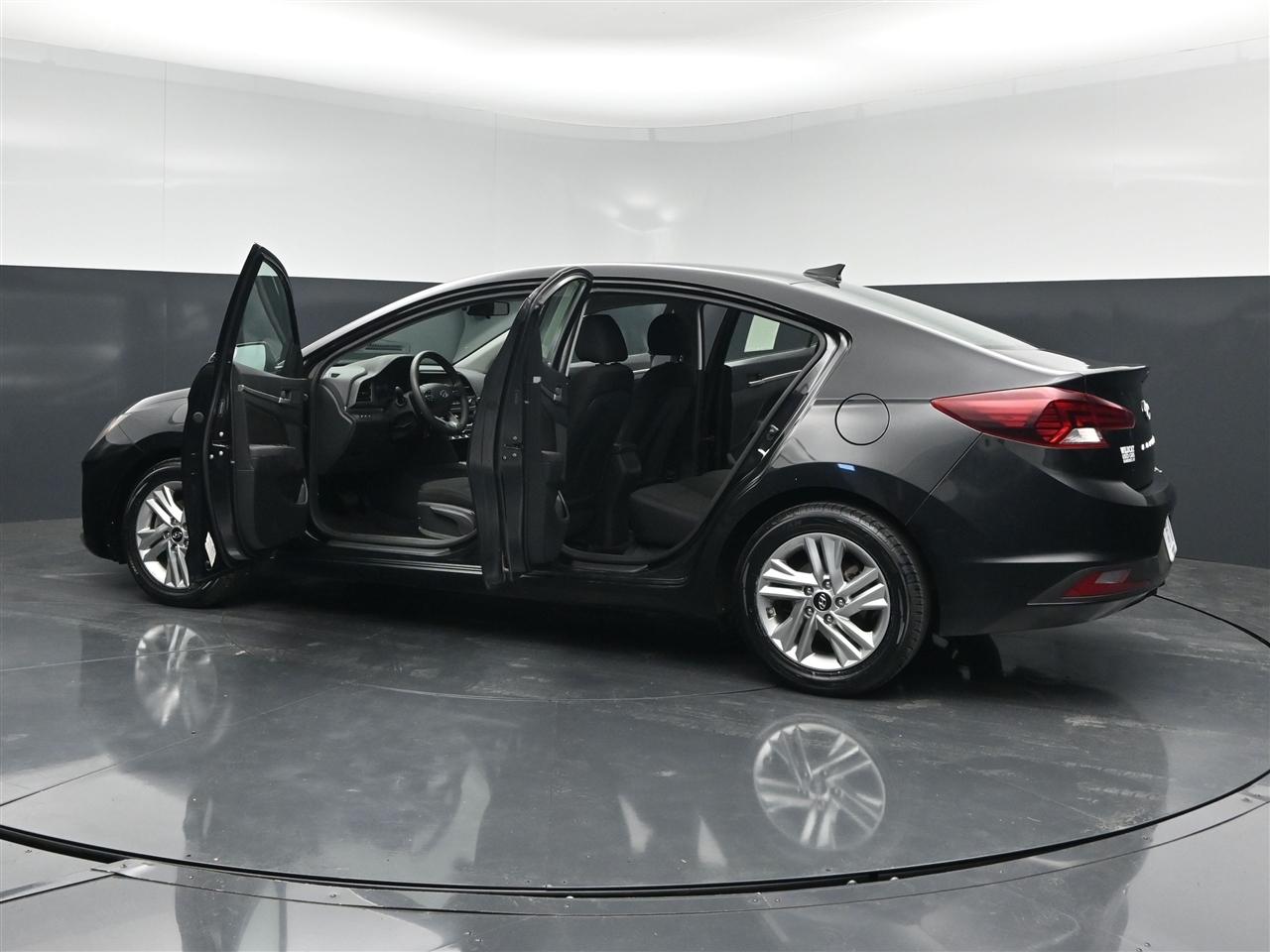 Hyundai Elantra Limited 2020