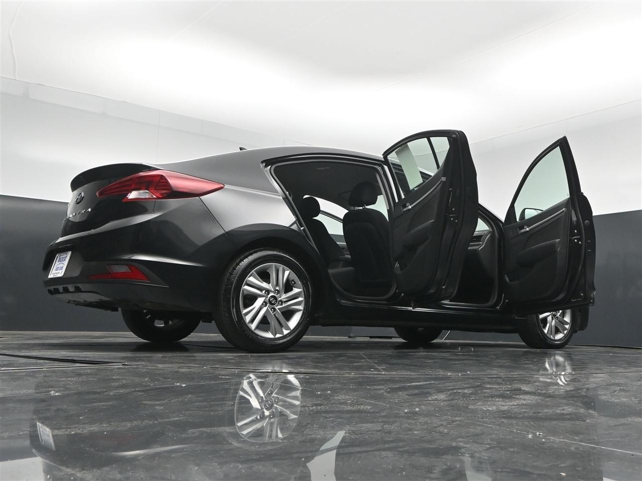 Hyundai Elantra Limited 2020